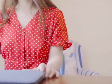 [YouMi尤蜜视频] 红与白 张雨萌