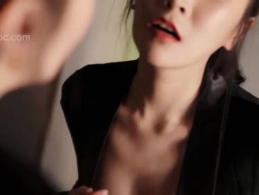 [YouMi尤蜜视频] 尤物醉酒 张茜茹