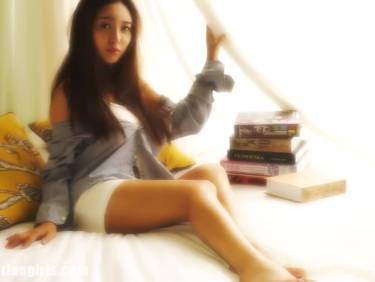 [Toutiaogirls头条女神]2016-11-03 感性奶牛会员专享视频 李梓熙