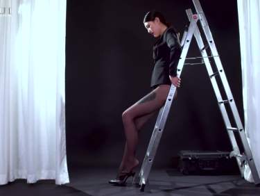 [Ligui丽柜] HD视频 甜甜.谁要上来呀