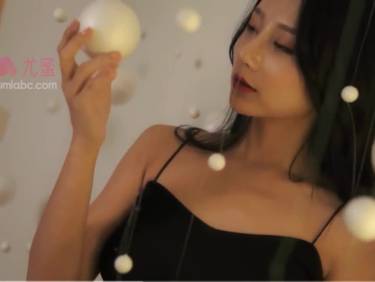 [YouMi尤蜜视频] 梦幻香闺 何嘉颖