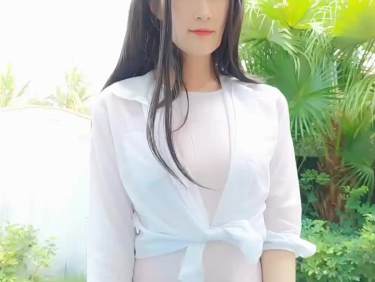 网红少女 白银81 白色比基尼泳装写真